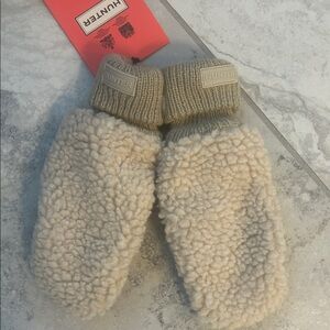 Kids Hunter Beige Shearling Mittens